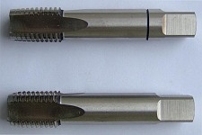 GWINTOWNIKI RĘCZNE DIN2181 komplet 2 sztuki d=4x0,5 L=50